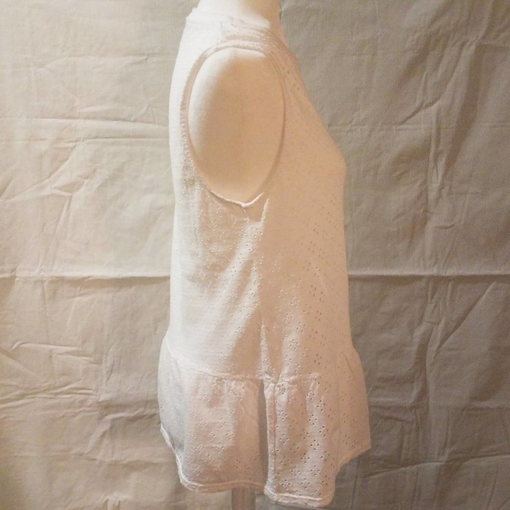 🦋 ANTHROPOLOGIE 3 Dots Eyelet Peplum Tank Top - Picture 4 of 8